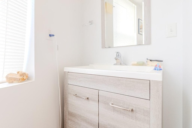 5801 Lincoln Ave, Export, PA 15632 - bathroom featuring vanity