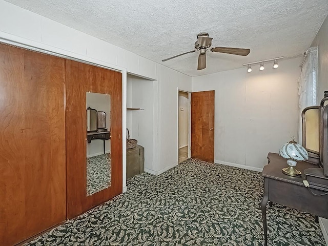 2665 Warrendale Bayne Rd, Marshall, PA 15005 - unfurnished office featuring a ceiling fan, a textured ceiling, and rail lighting