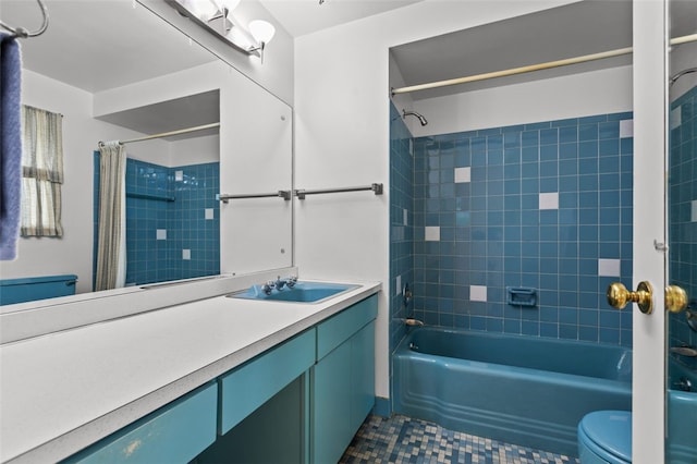 103 Drood Ln, Ross Twp, PA 15237 - full bathroom with shower / bathtub combination with curtain, vanity, and tile patterned floors