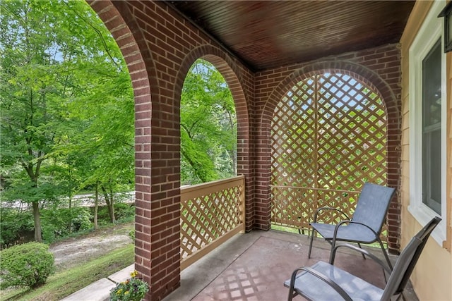 1571 Baldwick Rd, Banksville/Westwood, PA 15205 - view of patio / terrace