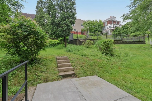 1571 Baldwick Rd, Banksville/Westwood, PA 15205 - view of yard with a patio area