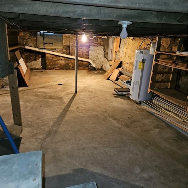 111 Laughlin St, Dawson, PA 15428 - unfinished basement with water heater