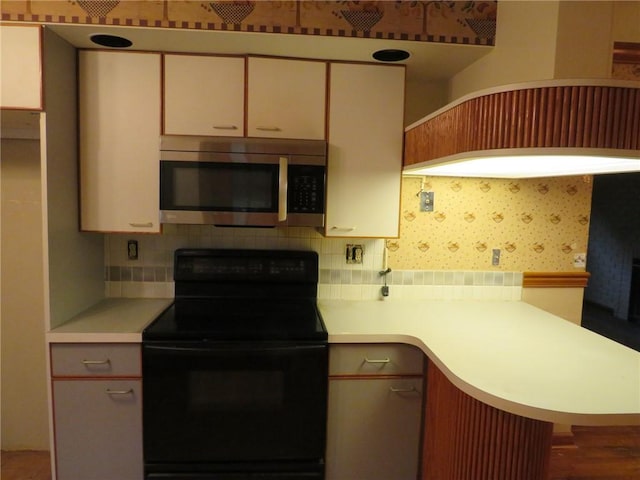 3030 Hillcrest Rd, Bethel Park, PA 15102 - photo 12