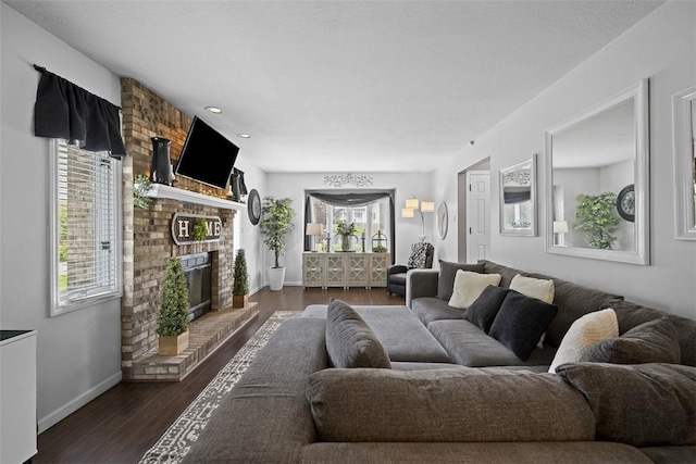 1008 Aspen Dr, Findlay Twp, PA 15126 - living area with a fireplace, dark wood-style flooring, and recessed lighting