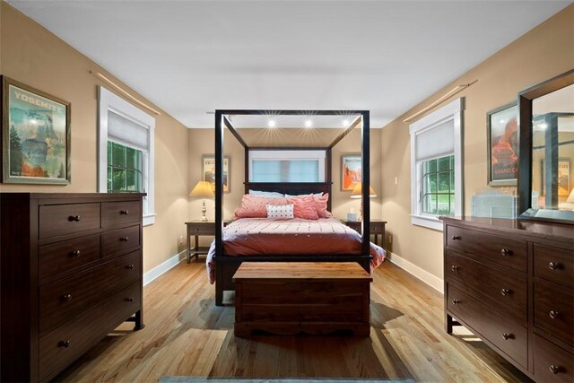 36 Warriors Rd, Green Tree, PA 15205 - bedroom featuring light wood-type flooring