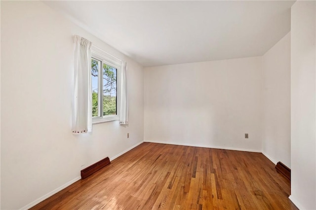 100 Laurel Hill Dr, Pine Twp Nal, PA 15090 - spare room with wood finished floors and baseboards