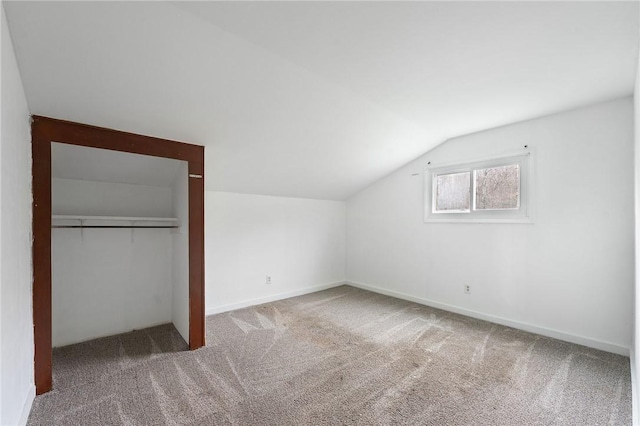 624 S Darby Rd, Hermitage, PA 16148 - unfurnished bedroom featuring carpet flooring, lofted ceiling, and a closet
