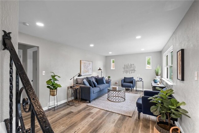 746 Agnew Rd, Baldwin Boro, PA 15227 - living area featuring wood finished floors and recessed lighting