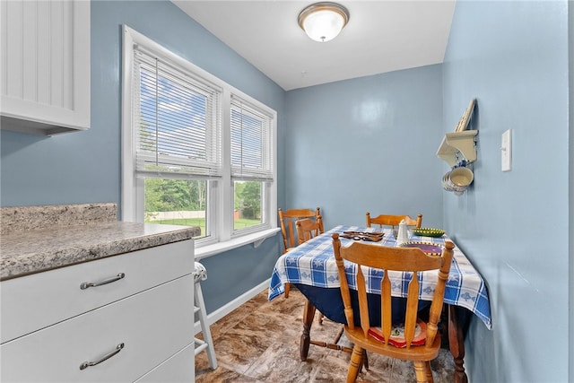 221 Springer, Moon/Crescent Twp, PA 15108 - dining space with baseboards