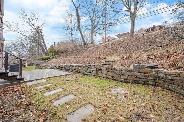 1171 Arrowood Dr, Mt Lebanon, PA 15243 - view of green lawn featuring a patio area