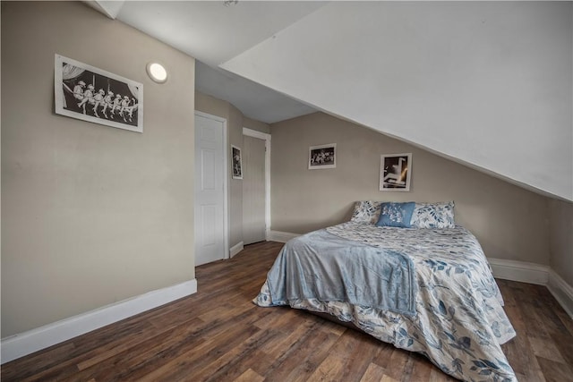 3103 Shadeland Ave, Brighton Heights, PA 15212 - bedroom featuring wood finished floors and lofted ceiling