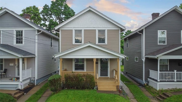 1341 4th Ave, Coraopolis, PA 15108 - traditional style home with covered porch