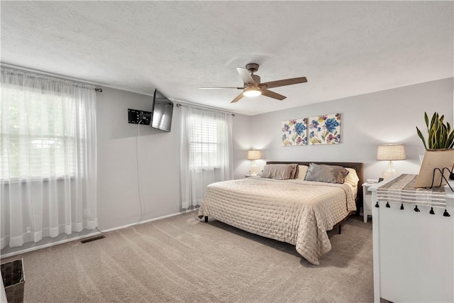 3118 Ridge Rd, South Park, PA 15129 - carpeted bedroom with ceiling fan