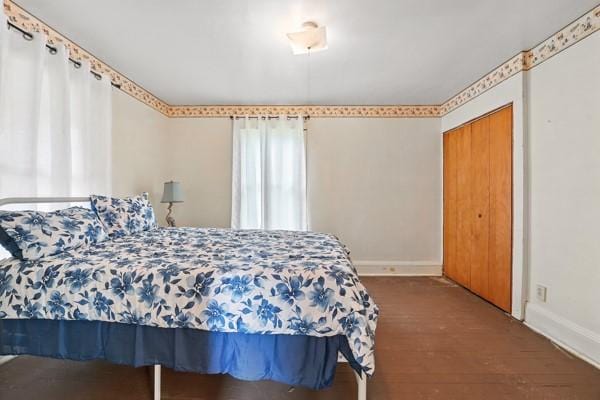 1112 Grigsby, Shenango Twp Law, PA 16101 - bedroom featuring baseboards and wood finished floors