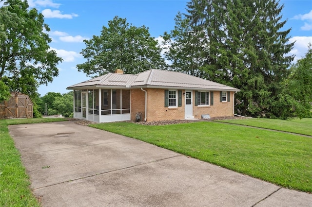 200 Anderson Pl, Shaler, PA 15116 - single story home featuring a sunroom, a shed, brick siding, a front lawn, and a chimney