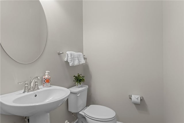 2804 Pointe View Dr, Adams Twp, PA 16046 - bathroom featuring toilet and a sink