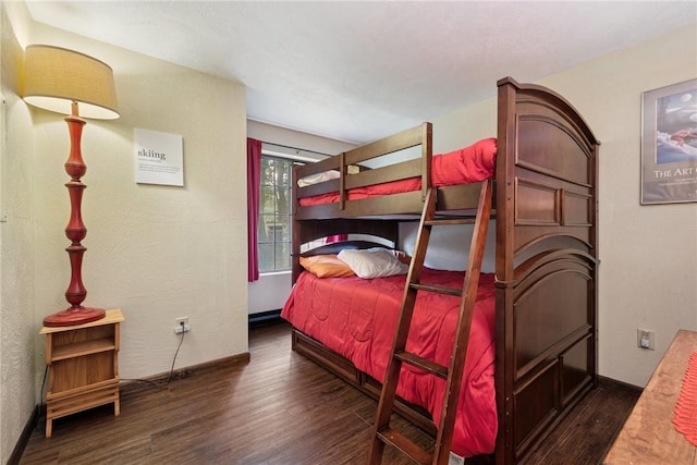 1147 Tanyard Ln, Hidden Valley, PA 15502 - bedroom featuring wood finished floors and baseboards