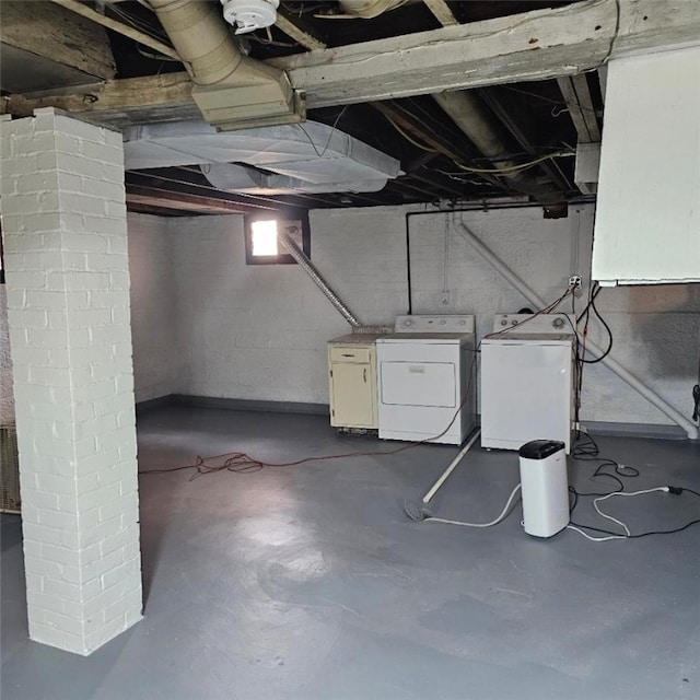 405 Penn Ave, New Brighton, PA 15061 - below grade area with washer and clothes dryer