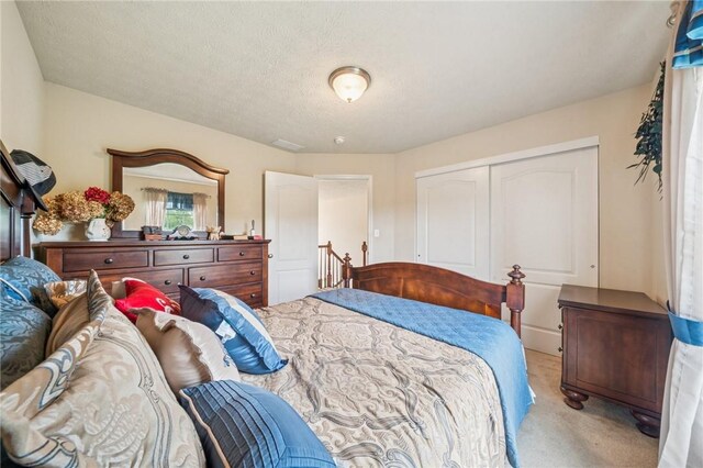517 Callie Ct, Rostraver, PA 15089 - carpeted bedroom with a closet