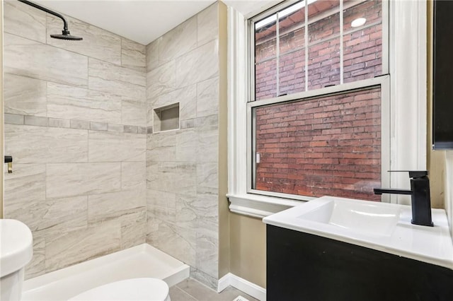 515 Peebles St, Wilkinsburg, PA 15221 - full bathroom featuring tiled shower and vanity