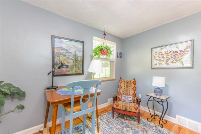 2688 Summit St, Bethel Park, PA 15102 - sitting room with wood finished floors and baseboards
