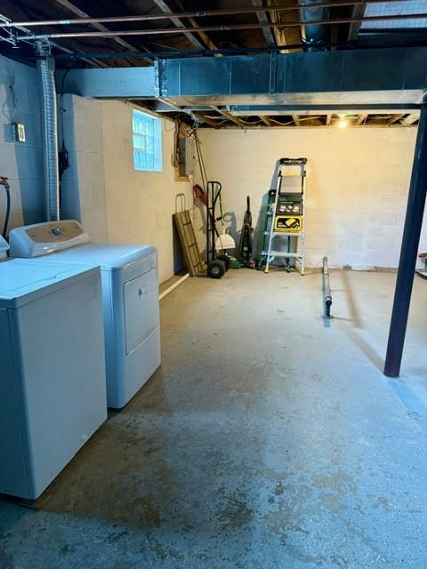 129 S Main St, Houston, PA 15342 - photo 21