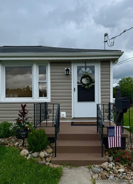 129 S Main St, Houston, PA 15342 - photo 3