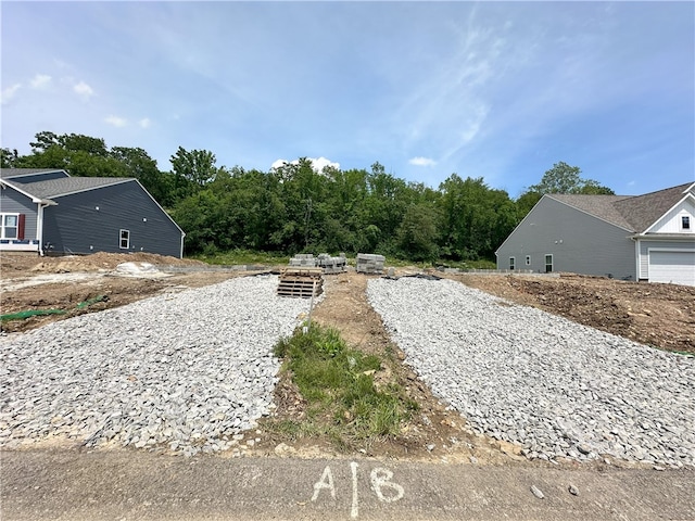 3051 Audrey Dr, Hempfield Twp, PA 15601 - view of yard