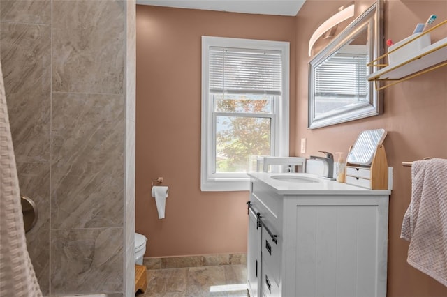7129 Michigan Ave, Swissvale, PA 15218 - bathroom featuring vanity and a shower with curtain