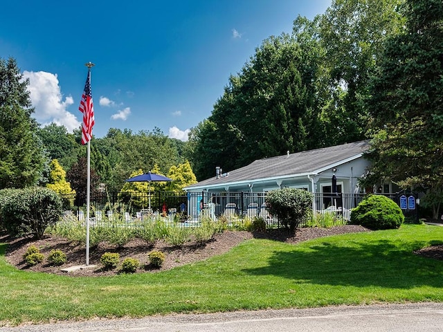 251 Commons Dr, Oakmont, PA 15139 - view of front of home