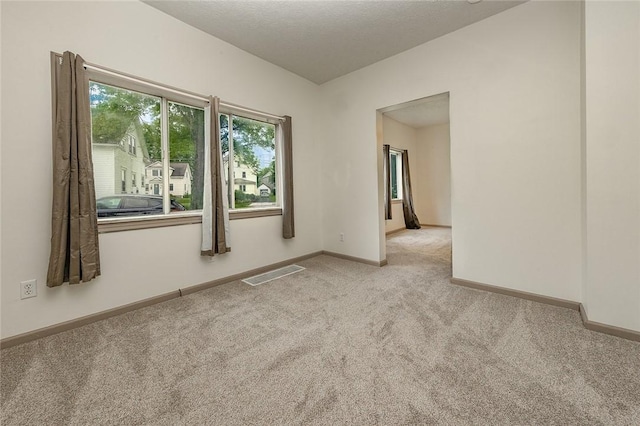 407 Hill St, Grove City Boro, PA 16127 - carpeted spare room with baseboards