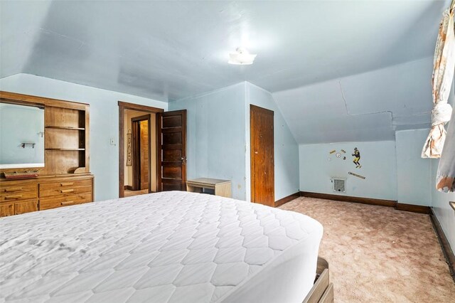 623 Rte 30, Findlay Twp, PA 15126 - bedroom with lofted ceiling and light carpet