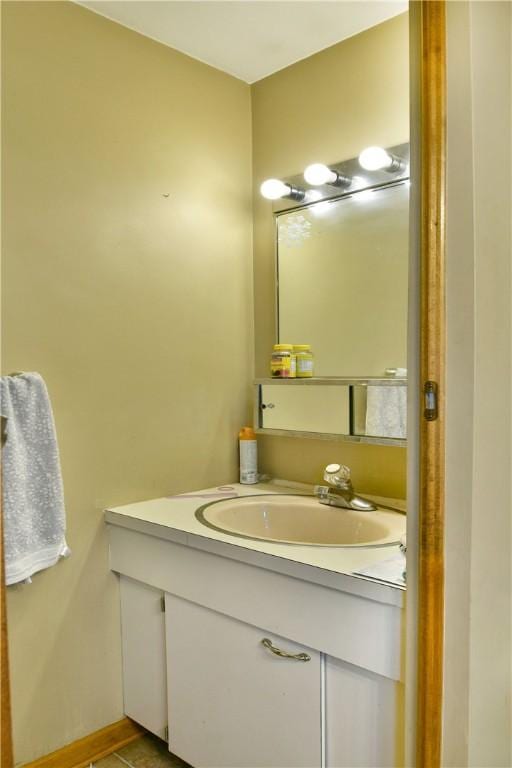 1107 W Ridge Ave, Sharpsville, PA 16150 - bathroom with vanity