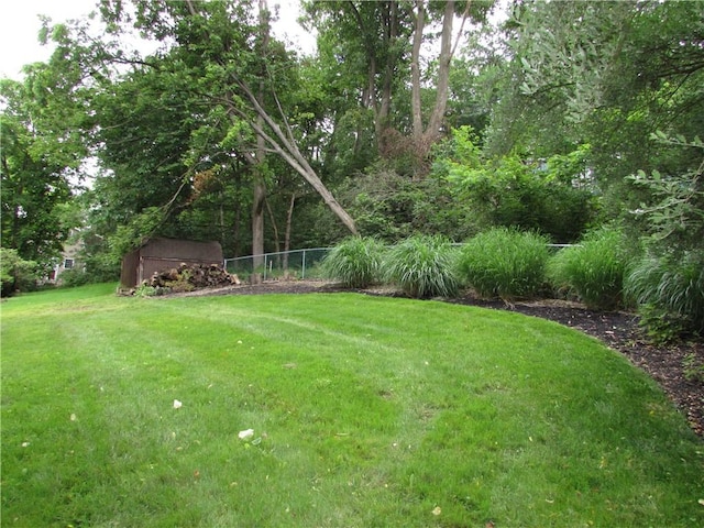 3853 Grist Mill Ln, Murrysville, PA 15668 - view of yard featuring a shed