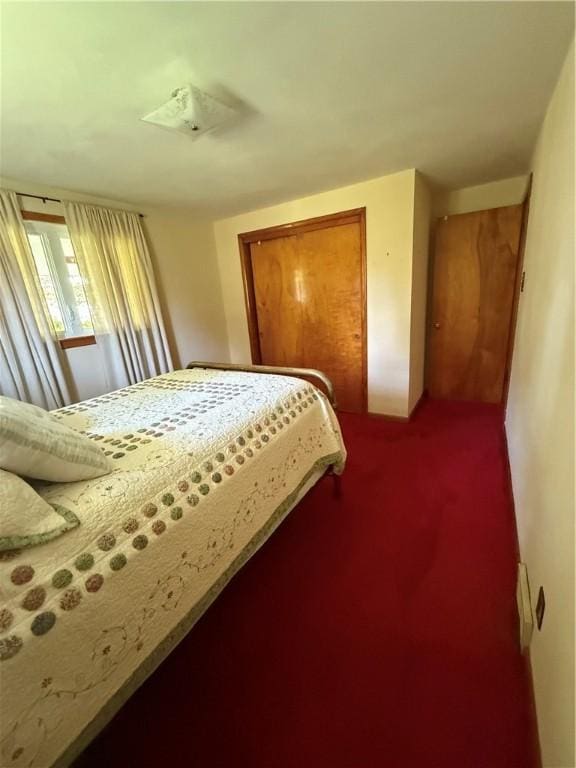 2801 7th Street Rd, Lower Burrell, PA 15068 - bedroom featuring carpet and a closet