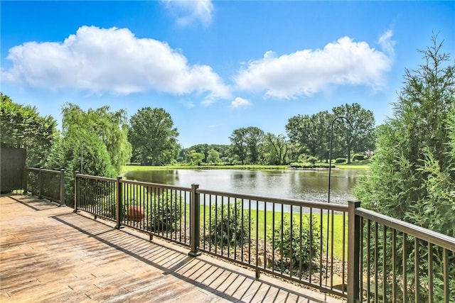 117 Clubhouse Cir, Shenango Twp Mer, PA 16159 - deck featuring a water view and view of scattered trees