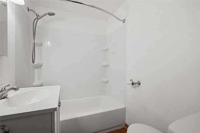 1090-94 N Darby Rd, Hermitage, PA 16148 - full bath with vanity and bathing tub / shower combination