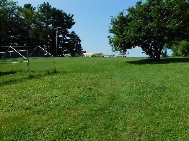 577 Woodside Old Frame Rd, Smithfield, PA 15478 - view of yard featuring an area for soccer
