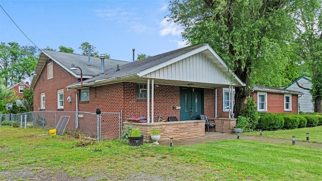 117 Carroll St, Aliquippa, PA 15001 - view of front of house with brick siding and a porch