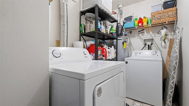 117 Carroll St, Aliquippa, PA 15001 - washroom featuring separate washer and dryer