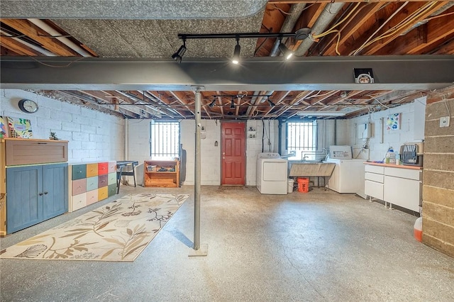 6833 Meade St Unit 17, Point Breeze, PA 15208 - below grade area featuring washer and dryer