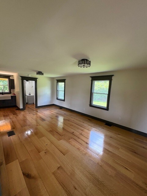 1214 Wysocki Ave, North Apollo, PA 15673 - photo 11