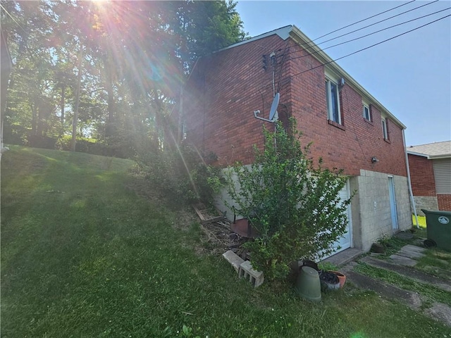 4235 Willow Ave, Castle Shannon, PA 15234 - view of side of home featuring brick siding and a yard
