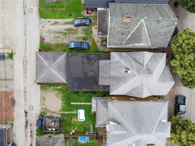 340 Weldon St, Latrobe, PA 15650 - drone / aerial view