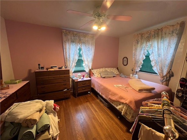 1104 Jefferson St, Mckeesport, PA 15132 - bedroom with hardwood / wood-style floors and ceiling fan