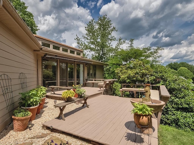 554 Rolling Green Dr, Bethel Park, PA 15102 - view of wooden terrace