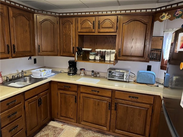 33 Spruce St, Natrona, PA 15065 - kitchen with freestanding refrigerator and light countertops