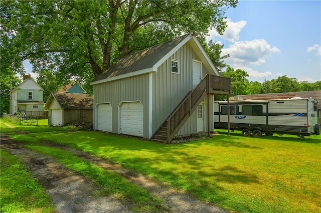516 5th St, Darlngtn Twp, PA 16115 - view of outbuilding featuring stairs