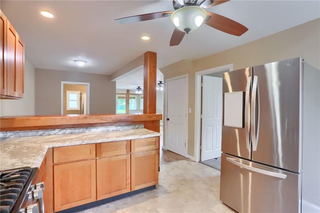 516 5th St, Darlngtn Twp, PA 16115 - kitchen with stainless steel appliances, ceiling fan, light countertops, a peninsula, and recessed lighting