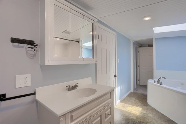 516 5th St, Darlngtn Twp, PA 16115 - bathroom featuring vanity and a bath